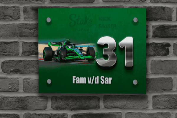 F1 Naambordje 29