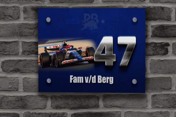 F1 Naambordje 42